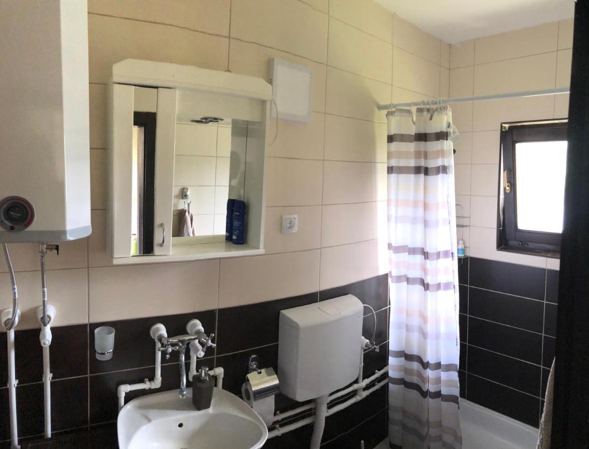 Apartman Jezero Vrutci Uzice Exterior photo