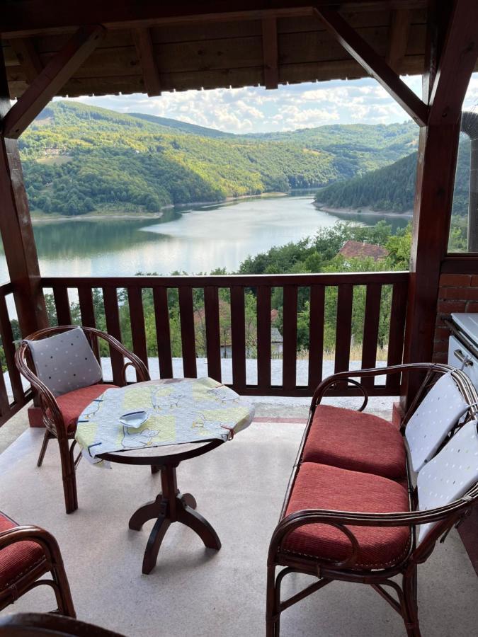 Apartman Jezero Vrutci Uzice Exterior photo