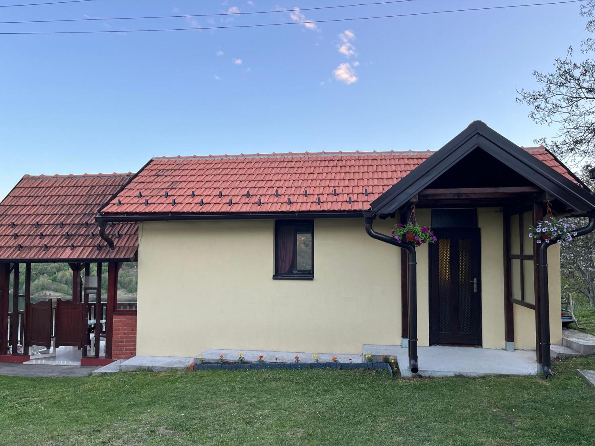 Apartman Jezero Vrutci Uzice Exterior photo
